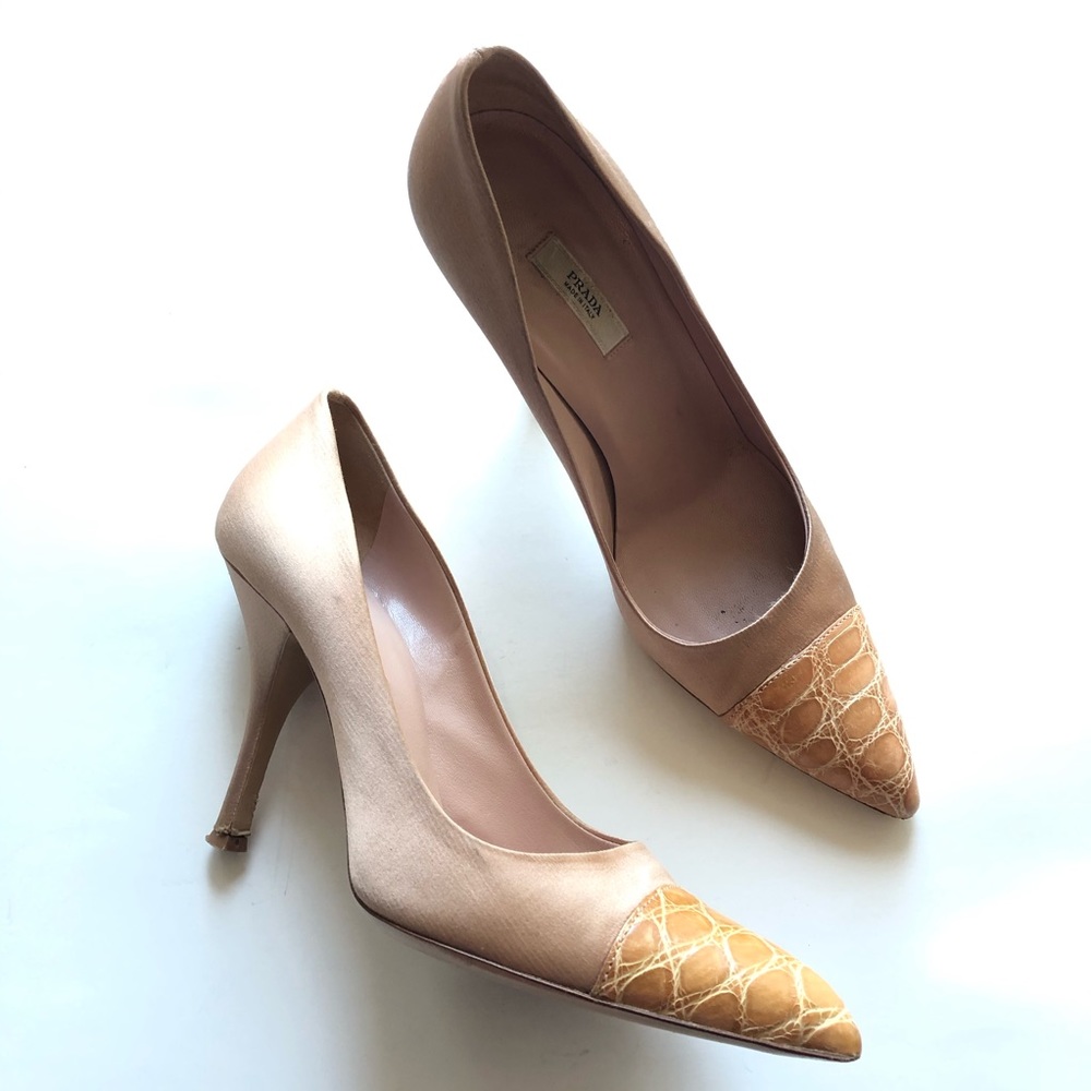PRADA Satin Pointy Toe Designed Heel
